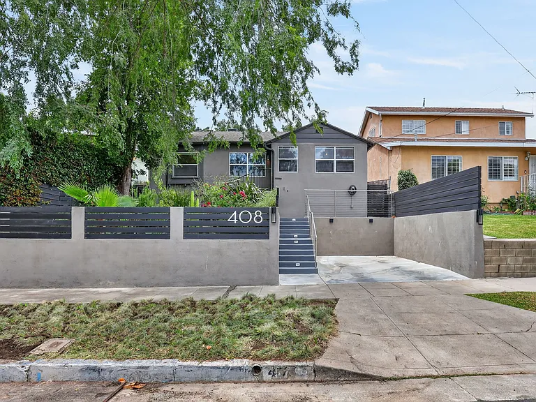 408 Kendall Ave — Photo 1