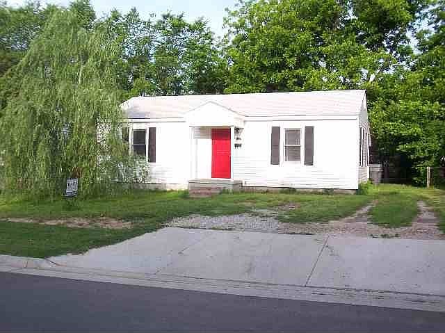 New Vinyl Siding all around