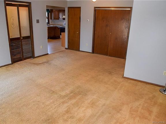 5th image of 495 Vincellette St Unit 16