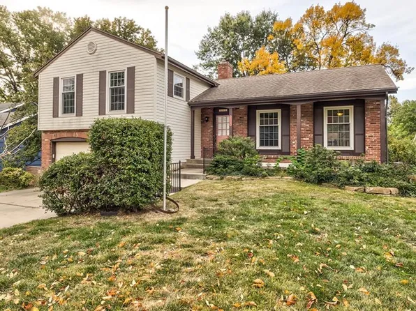 9115 W 89th Ter, Overland Park, KS 66212
