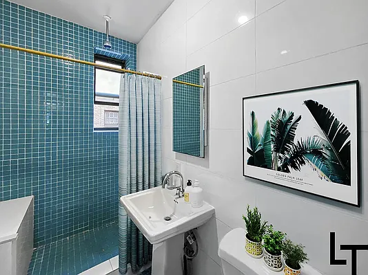 Rented by Keller Williams NYC | media 7