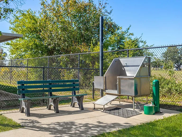 Stone Creek - Pet Park and Wash
