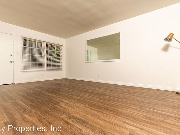2nd image of 1601 N Normandie Ave