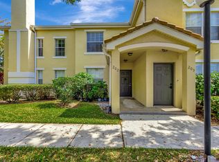 170 SW Peacock Blvd APT 36-202, Port Saint Lucie, FL 34986