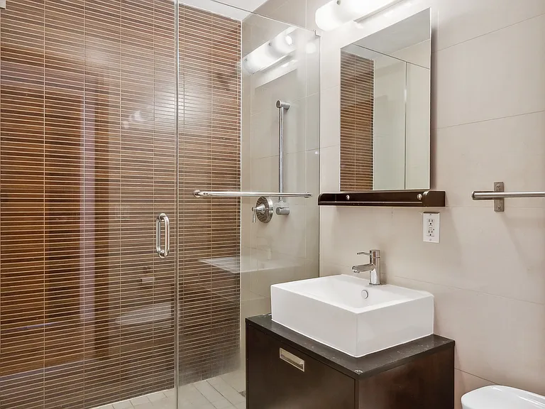 502 9th Ave #6B — Photo 5