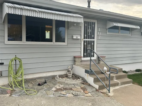 107 Riverview Pl, Great Falls, MT 59404
