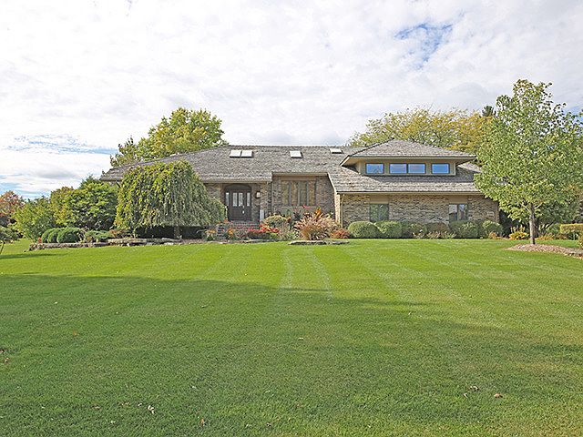 1st image of 3N530 Hickory Knoll Ln