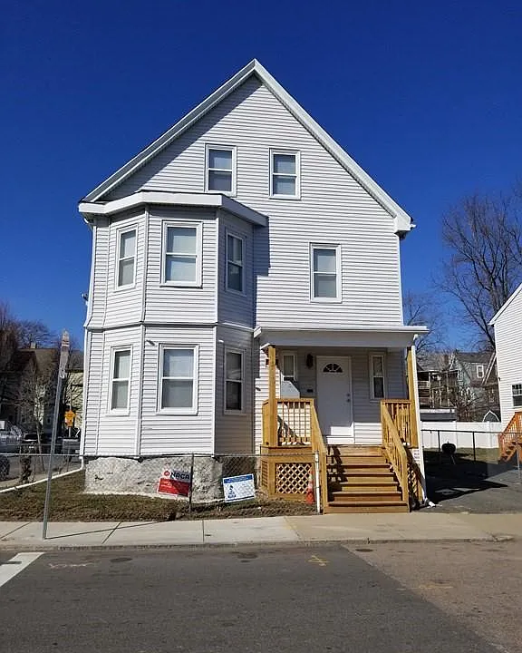 593 Park St #2