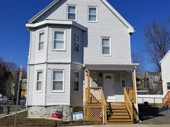 593 Park St APT 2, Dorchester Center, MA 02124