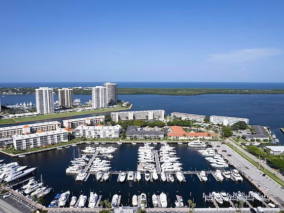 3rd image of 21 Yacht Club Drive #103