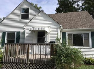 435 E 319th St, Willowick, OH 44095