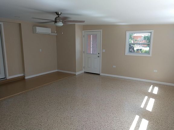 4th image of 128 Alabama Ave NW