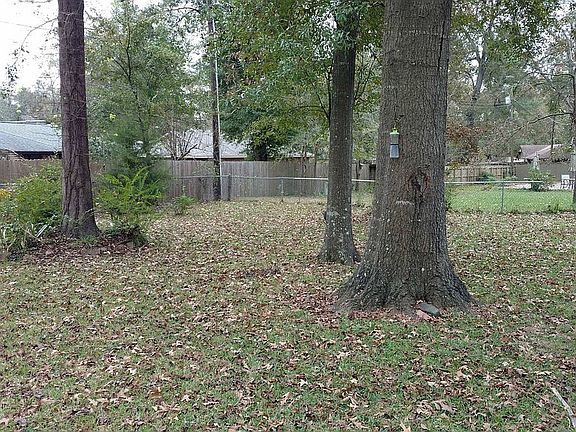 4th image of 313 Nottingham Dr