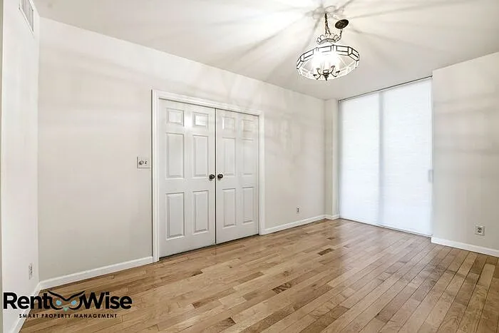 555 Laurel Ave #303 — Photo 26