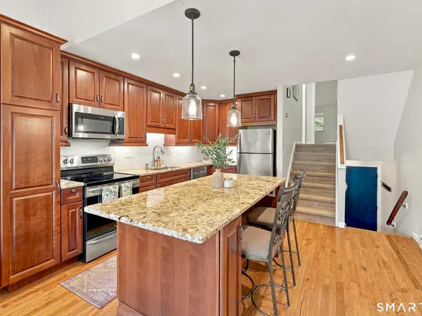 50 East Hill Road #8S, Canton, CT 06019