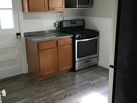 2nd image of 7344 Amherst Ave #1