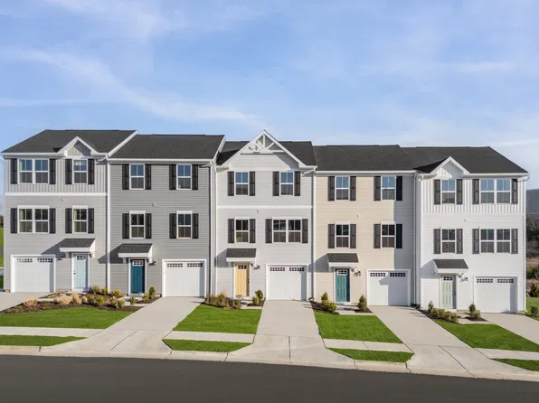 235 Sophie St, Strasburg, VA 22657