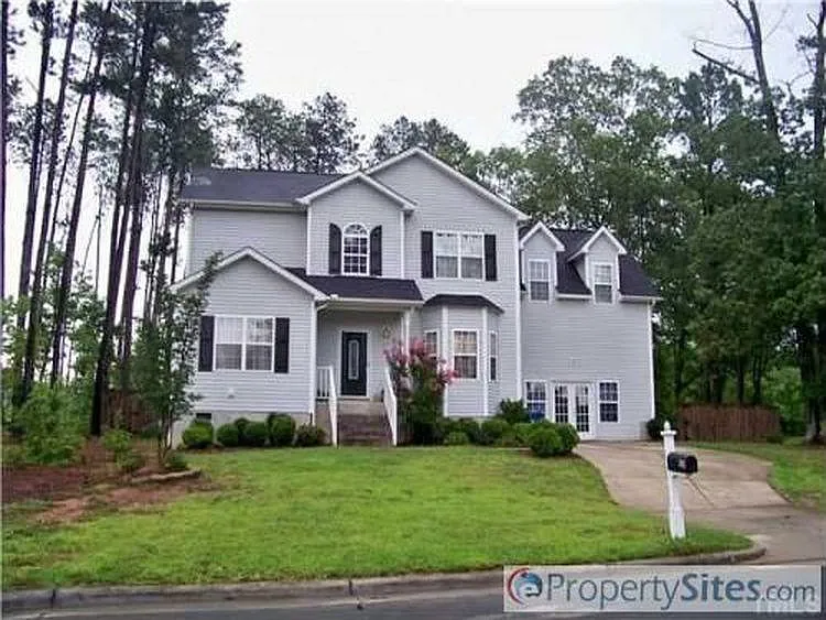 108 Adlett Ln — Photo 3