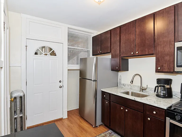2536 W Thorndale Ave #3 — Photo 6