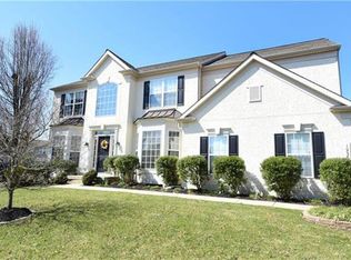 1936 Pembrooke Dr, Macungie, PA 18062