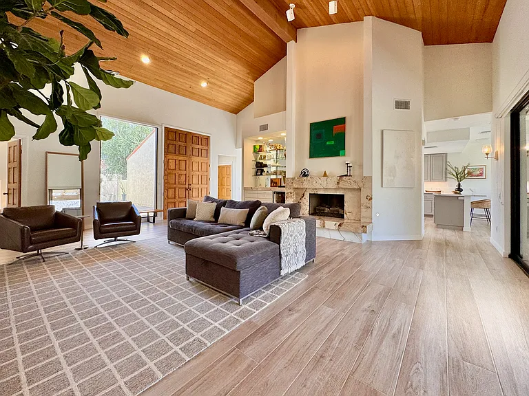 49435 Avenida Club La Quinta — Photo 4