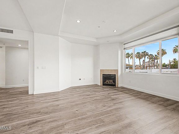 2nd image of 3801 N GOLDWATER Boulevard #204
