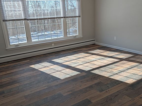 2nd image of 619 W Kings Hwy