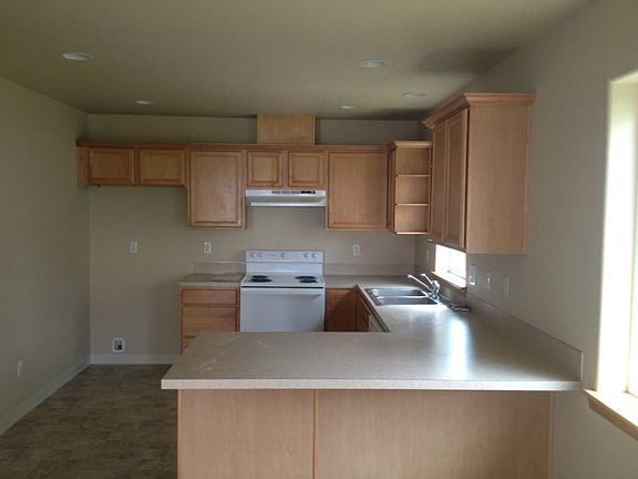 4th image of 220 Glengate St