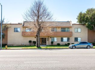 17204 Chatsworth St #C, Granada Hills, CA 91344