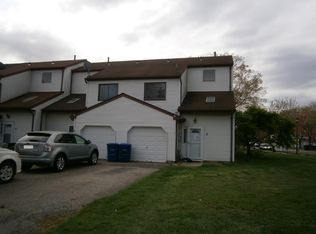 2 Cinnamon Dr, Lumberton, NJ 08048