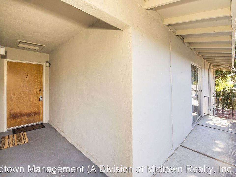 1st image of 314 College Ave #2