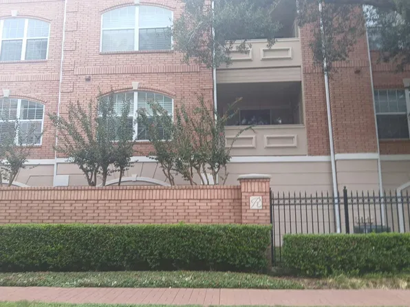 2100 Welch St APT C113, Houston, TX 77019