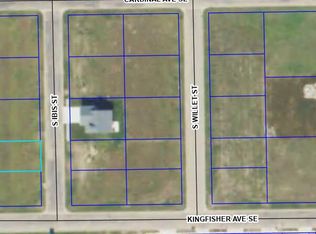 906 S Ibis St, Aberdeen, SD 57401