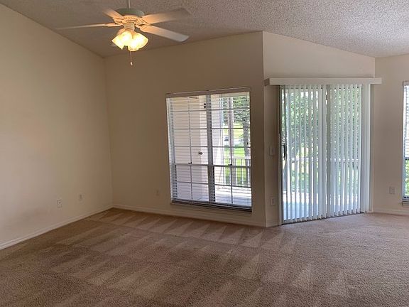 3rd image of 4830 Normandy Pl #203
