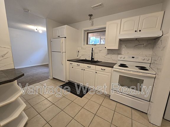 2nd image of 315B Hardie Rd
