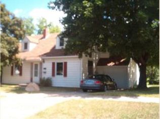 228 19th Ave SW, Rochester, MN 55902