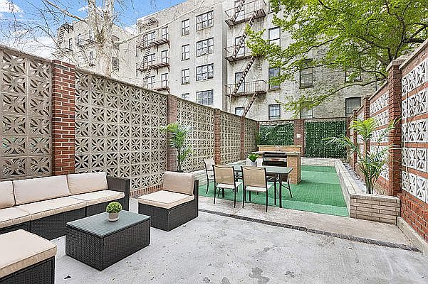 1st image of 228 W 136th St #1