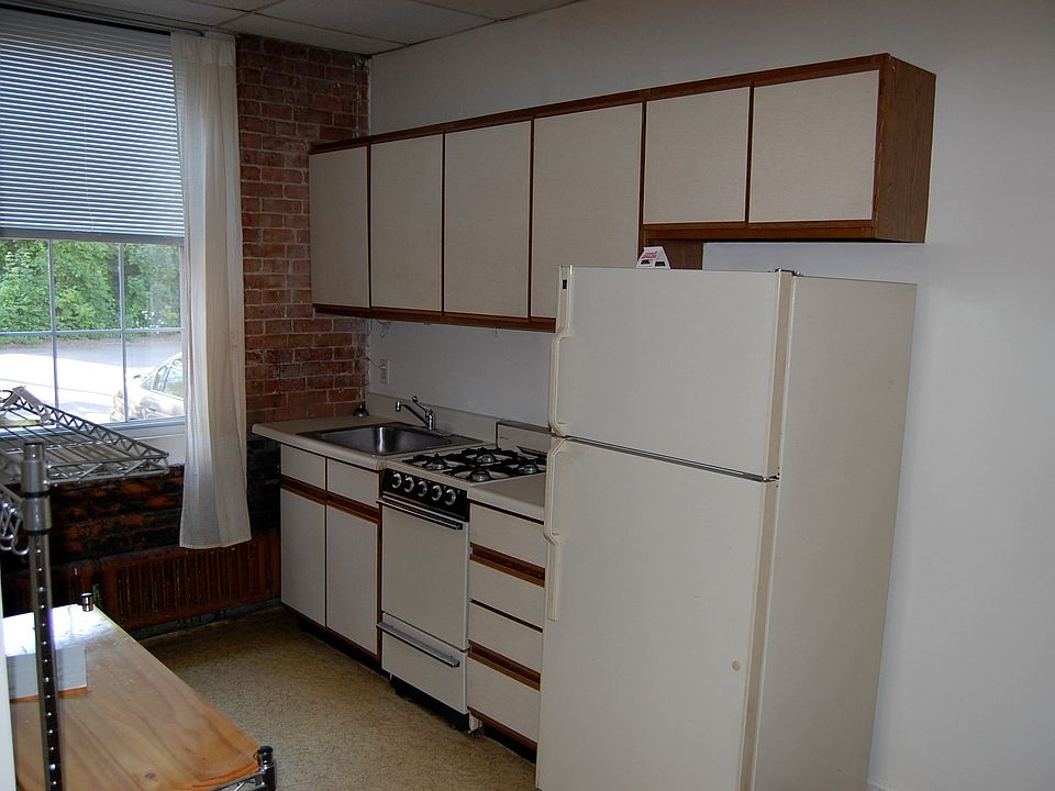 2nd image of 85 N Whitney St APT 11