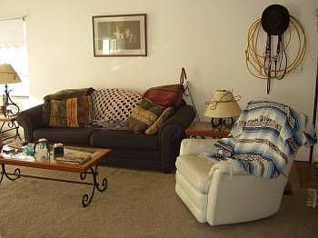 3rd image of 410 Lincoln Ave