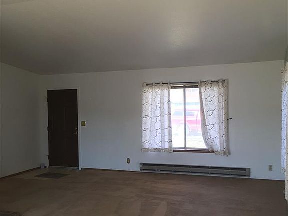 5th image of 630 Randolph Way