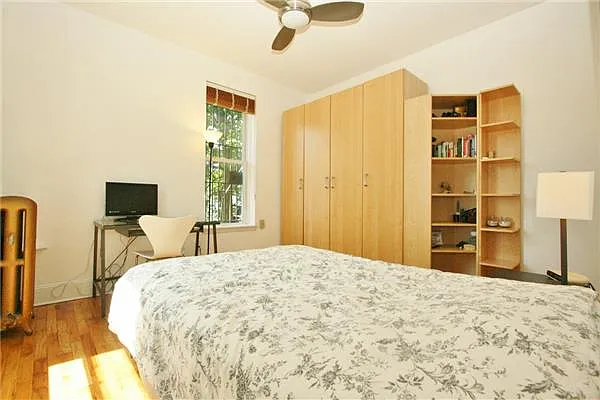Rented by R New York | media 12