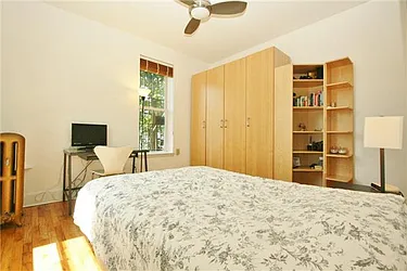 Rented by R New York