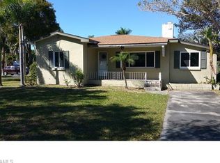 10560 McGregor Blvd, Fort Myers, FL 33919