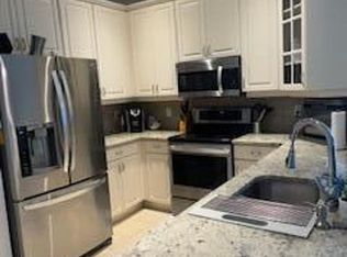 588 Belle Grove Ln, West Palm Beach, FL 33411