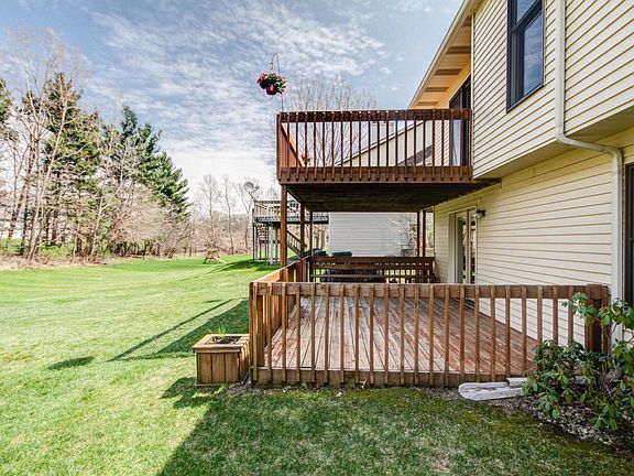 4th image of 1669 Plateau Dr SW