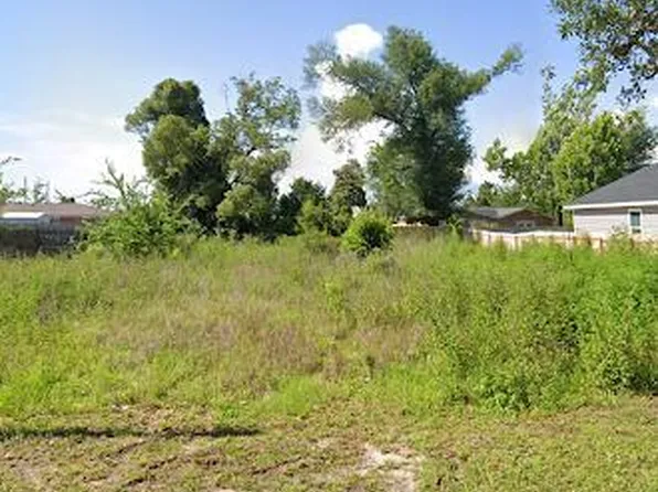 3803 E 4th St, Panama City, FL 32401