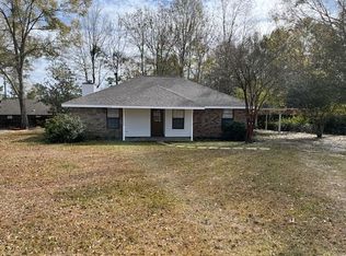 117 Tanglewood Dr, Carriere, MS 39426