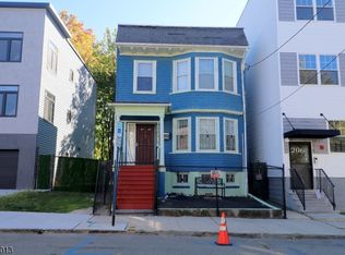 208 22nd St, Irvington, NJ 07111