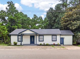1708 Mamie St, Hattiesburg, MS 39401