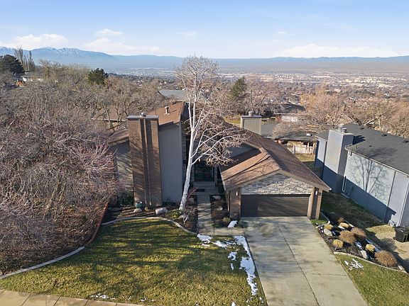 2nd image of 742 Chelsea Dr